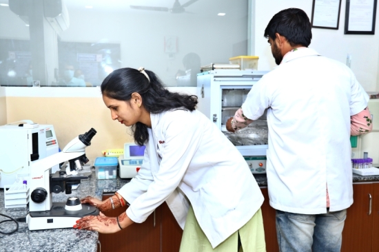Laboratory & Diagnostics Laboratory & Diagnostics